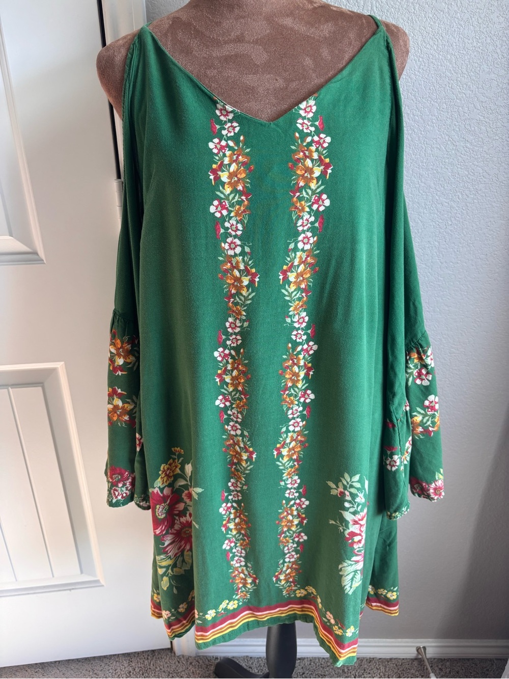 VENUS M Emerald Green Fall Floral Boho Mini Dress Bell Sleeve Open Back